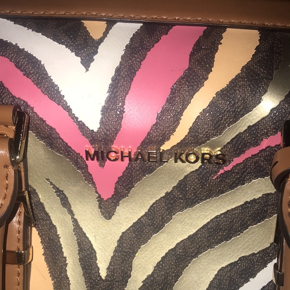 💕Gorgeous MK Bag’ super rare unique beautiful satchel bag 💕 NWTO!!! - Picture 15 of 15